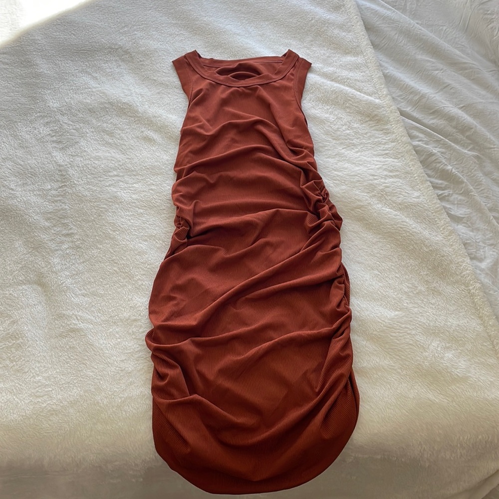 blushmark rust colored ruched midi dress
